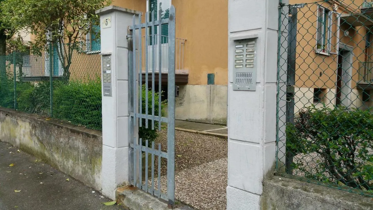 Aduepassidallafiera Bologna Appartamento